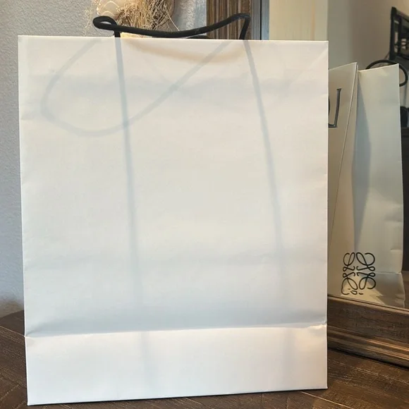 Loewe large shopping bag in excellent used condition. - Picture 2 of 6